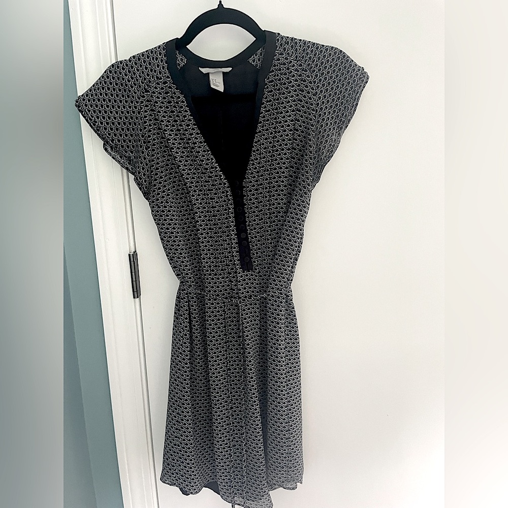 Navy & white mini shift dress with buttons